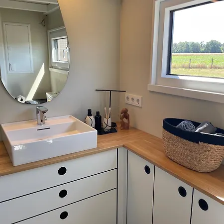 Tiny House Alpakablick - Inklusive Alpakas Entdecken & Fuettern Borken (North Rhine-Westphalia)